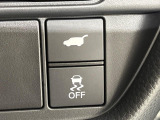【パワーバックドア】スマートキーや運転席のボタンを押すだけでリアゲートが自動で開閉します!荷物を持っている時や、高い位置にあるバックドアを閉める際に便利な機能です♪