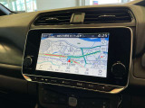 純正大画面ナビです。フルセグTVやBluetoothなど機能も充実しています。