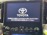 【10.5インチナビ】高級感とインパクトのある大画面ナビを装備。各種オーディオ操作はもちろん、スマホ連携もできる利便性の高いナビです♪