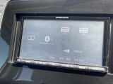 【フルセグTV付ナビゲーション】使いやすいナビで目的地までしっかり案内してくれます。各種オーディオ再生機能も充実しており、お車の運転がさらに楽しくなります!!