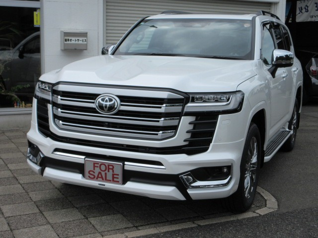 トヨタ ランドクルーザー300 