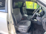 運転席シート廻りは使用感も少なく、良好な状態となっています。丁寧に使われていたことがよくわかりますね。