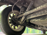 お車を安心してお乗りいただく為には、足回りの定期点検が欠かせません。サービスサポート(有償保証)では無料点検もご提供しており、安心のカーライフをお過ごしいただけるサポート体制が整っています。