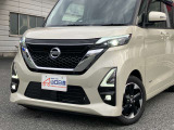 LEDヘッドライト、LEDフォグランプです。オートライト・オートハイビーム搭載です。