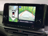 【アラウンドビューモニター】専用のカメラにより、上から見下ろしたような視点で360度クルマの周囲を確認することができます☆死角部分も確認しやすく、狭い場所での切り返しや駐車もスムーズに行えます。