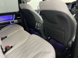 前後に障害物センサーが装備されており、狭い道でも安心してご運転頂けます。音だけではなく視覚でもゲージが増えていくことで距離間が把握出来る優れものです★