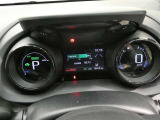 U-Carの販売だけでなく自動車保険、携帯電話の販売も行っております。