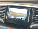 【バックカメラ】リバースにするだけで映ります、後方の安全確認や、狭い駐車場での車庫入れ、雨の日や夜間など視界の悪い時に便利です!安全にバックする為には欠かせない装備です。