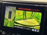 【パノラミックビューモニター】専用のカメラにより、上から見下ろしたような視点で360度クルマの周囲を確認することができます☆死角部分も確認しやすく、狭い場所での切り返しや駐車もスムーズに行えます。