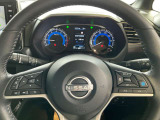 手元でナビの音量調整等が出来るのでナビの操作によるわき見運転を防止することが出来ます。