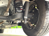 お車を安心してお乗りいただく為には、足回りの定期点検が欠かせません。サービスサポート(有償保証)では無料点検もご提供しており、安心のカーライフをお過ごしいただけるサポート体制が整っています。