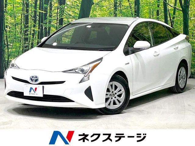 トヨタ プリウス 