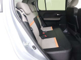 ゆとりある広々とした車内空間は、ドライブを始め買い物やレジャーなど、幅広く活躍します。一人でもみんなとでもお出かけを楽しみましょう!