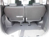 【トランク】荷物を積むのに十分な広さです!出かけ先でお土産を沢山買っても大丈夫♪
