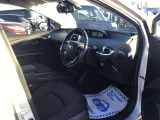 それぞれの分野のプロがお車の悩みや疑問に親身になって対応させていただきます。