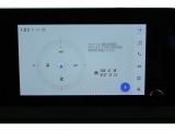 【ディスプレイオーディオ(コネクティッドナビ対応)】T-Connect契約をご契約いただくとセンター通信型ナビゲーションがご利用可能です。便利な機能が色々ございますので、スタッフにご確認ください。