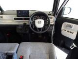 運転席からの目線になります。