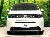 弊社では、全車『修復歴なし』のお車のみ取り扱っております。専任バイヤーによる厳選した仕入れの後、入庫後の車両チェックを行い、ネクステージが認定した高品質な中古車をご提供しております。