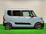 ドアは約90度に開くので荷物も積み込みやすく、乗り降りもしやすい♪ アウトドアで楽しく快適に過ごせる工夫がいっぱいです♪♪