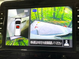 【アラウンドビューモニター】専用のカメラにより、上から見下ろしたような視点で360度クルマの周囲を確認することができます☆縦列駐車や幅寄せ時に活躍してくれます♪