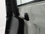 お車を購入される際はご不明な点や不安な点もあるかと思いますが、困ったらお気軽にご相談下さい! 0566-71-1630 までお電話頂ければ当店のスタッフがじっくりお話を聞かせて頂きます!