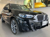 【BMWの伝統-2】時代を超える美しさ。磨き抜かれたエアロダイナミクスが瞳を奪う。一目で伝わるスポーティーなプロポーションは、BMWの走行性能を生み出すのに欠かせない要因の一つです。