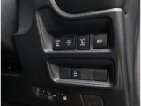 電動のスライドドアで楽々スムース!運転席からも開閉の操作もできます♪キーのスイッチひとつで自動開閉できる便利な機能もついてます♪