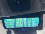 【デジタルインナーミラー】後席の大きな荷物や同乗者で後方が確認しづらい時でも安心!カメラが撮影した車両後方の映像をルームミラー内に表示。クリアな視界で状況の確認が可能です!