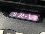 【オートエアコン】一度お好みの温度に設定すれば、車内の温度を検知し風量や温度を自動で調整。暑い&hellip;寒い&hellip;と何度もスイッチ操作をする必要はありません。快適な車内空間には必須の機能ですね♪