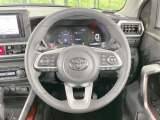 【純正革巻きステアリング】上質な革を使用することで、手にしっかり馴染みとても運転しやすいハンドルです♪