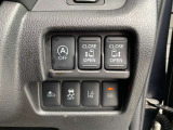 運転席に座ったままスライドドアの開閉がボタン操作で出来ちゃいます(^^)/♪