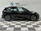 BMWを熟知したメカニックによる100項目の点検・整備を行います。不具合箇所、交換時期に達している部品に関しましては、全て当社負担で交換してからのご納車となります。