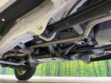 お車を安心してお乗りいただく為には、足回りの定期点検が欠かせません。サービスサポート(有償保証)では無料点検もご提供しており、安心のカーライフをお過ごしいただけるサポート体制が整っています。