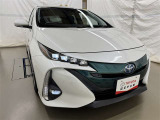 LEDヘッドライトです。デザイン性がよくとても明るいので、夜間の走行や悪天候でも安心です。しかも長寿命!