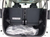 広々としたラゲージスペースを備えています。大きなものや長さのある荷物もしっかりと積み込めます。