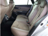 ゆとりある広々とした車内空間は、ドライブを始め買い物やレジャーなど、幅広く活躍します。一人でもみんなとでもお出かけを楽しみましょう!