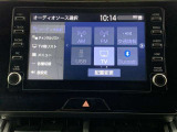 FM,AM、フルセグテレビ、メディアプレイヤーの接続、ブルートゥースオーディオなどが楽しめます。