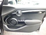 弊社ポリシーとして、全中古車、お忙しく実車確認できないお客様のために実車確認頂かなくとも安心して購入頂けれるクオリティを目指して仕上げております。
