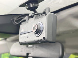 【ドライブレコーダー】ドライブレコーダー装備!走行中はもちろん、あおり運転や事故に遭遇した際、映像で記録し、万一のリスクに備えます。※記録用SDカードはお客様ご自身でご準備いただく必要があります。