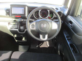 操作しやすい運転席で快適ドライブ。