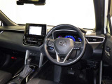 運転の際、常に目にする部分だけにシックで飽きのこないデザインが良いですね。