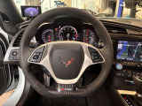3ヶ月 / 6,000km 保証をベースに、より細やかな『12ヶ月 走行距離無制限有償保証 』 をご用意しております。遠方各地にございます全国の『 BUBU MITSUOKA 』グループまたは、各ディーラーにてサポート致します。
