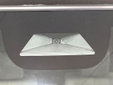 【ホンダセンシング】走行中に前方の車両等を認識し、衝突しそうな時は警報とブレーキで衝突回避と被害軽減をアシスト。より安全にドライブをお楽しみいただけます。