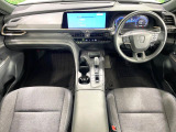 クラウンクロスオーバー 2.5 G アドバンスト E-Four 4WD 