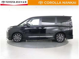 両側パワースライドドア付きだから、狭い駐車スペースなどでの 乗り降りラクラク!小さなお子さまのいるご家庭には嬉しい装備。