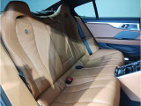 【エアバック】BMWのエアバックやその他の安全装備は、互いに補完しあう事で徹底した安全性を貫きます。万一の事故の際にそれぞれ最適な保護を提供してくれます!