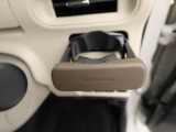 カップホルダーは運転席や助手席からちょうど手の届く位置です!!