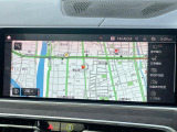 ●純正ナビ:一体感のあるナビは、高級感ある車内を演出してくれます。Bluetooth再生などオーディオ機能も充実しておりますので、運転もより楽しめます♪