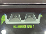【スマートアシスト】走行中に前方の車両等を認識し、衝突しそうな時は警報とブレーキで衝突回避と被害軽減をアシスト。より安全にドライブをお楽しみいただけます。