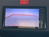 見にくい後方をモニターに映してくれるバックモニター搭載!駐車時にとても便利な機能です♪